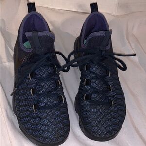 Nike Zoom KD 9 Nine youth Size 5.5Y